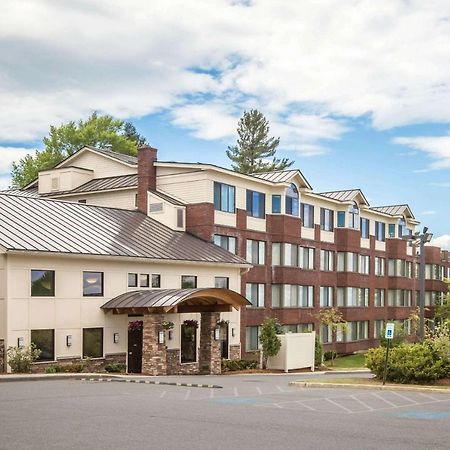 Comfort Suites South Burlington Near University Екстериор снимка