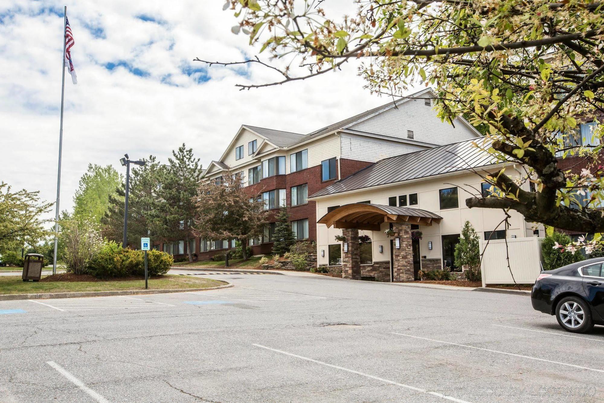 Comfort Suites South Burlington Near University Екстериор снимка