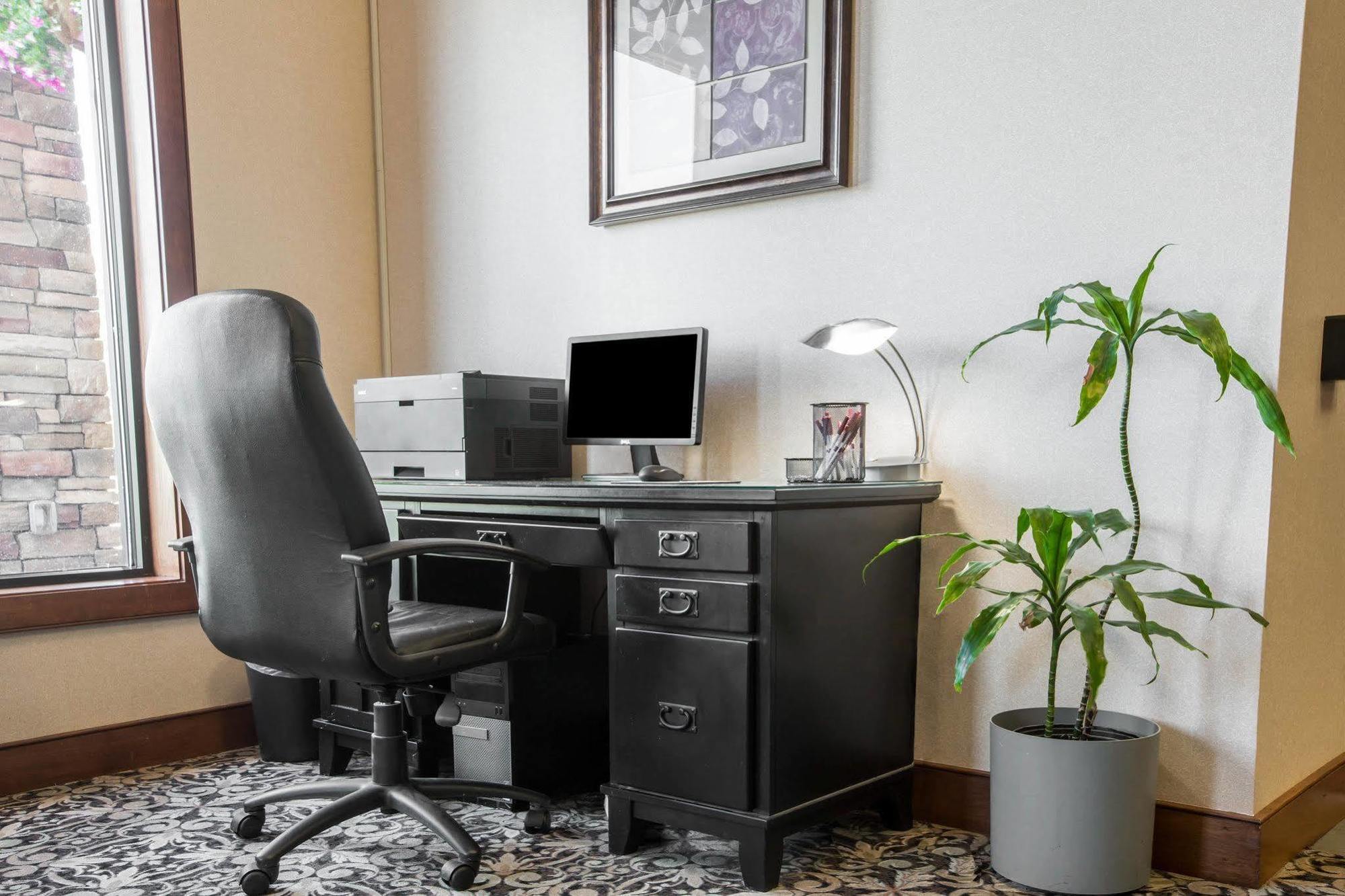 Comfort Suites South Burlington Near University Екстериор снимка