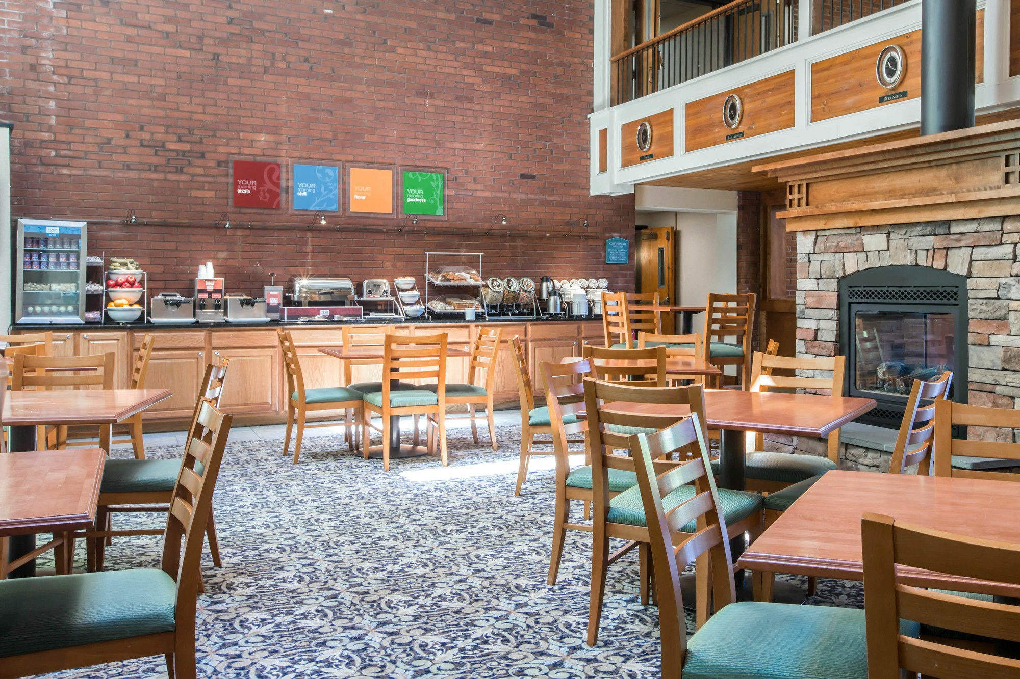 Comfort Suites South Burlington Near University Екстериор снимка
