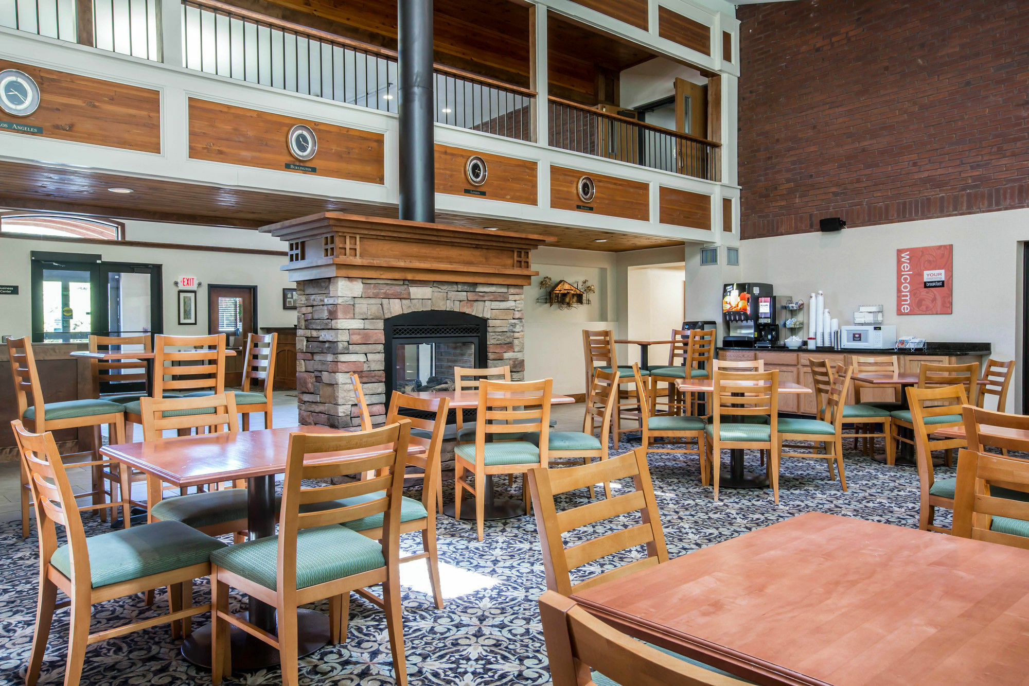 Comfort Suites South Burlington Near University Екстериор снимка